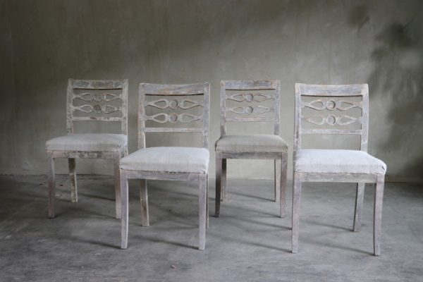 Set of 4 Gustavian chairs - Image 8
